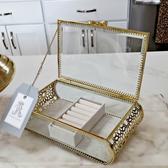 Rachel Ashwell Other - NEW! EXQUISITE Rachel ASHWELL CLEAR HINGED JEWELRY BOX